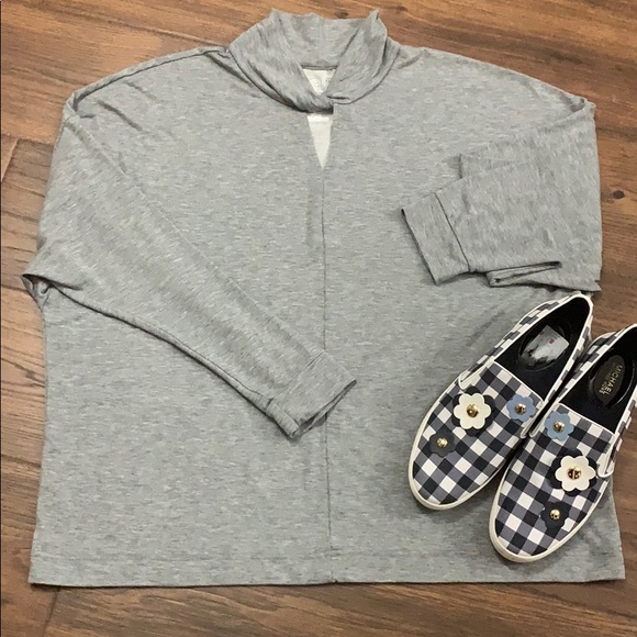 Time and Tru Tops - Time and True gray long sleet top